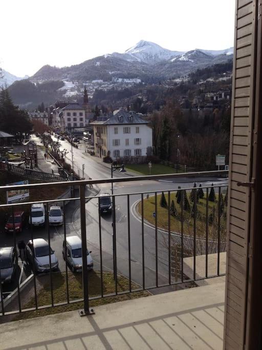 Appart Cosy Et Lumineux Au Coeur De Saint Gervais Exterior photo